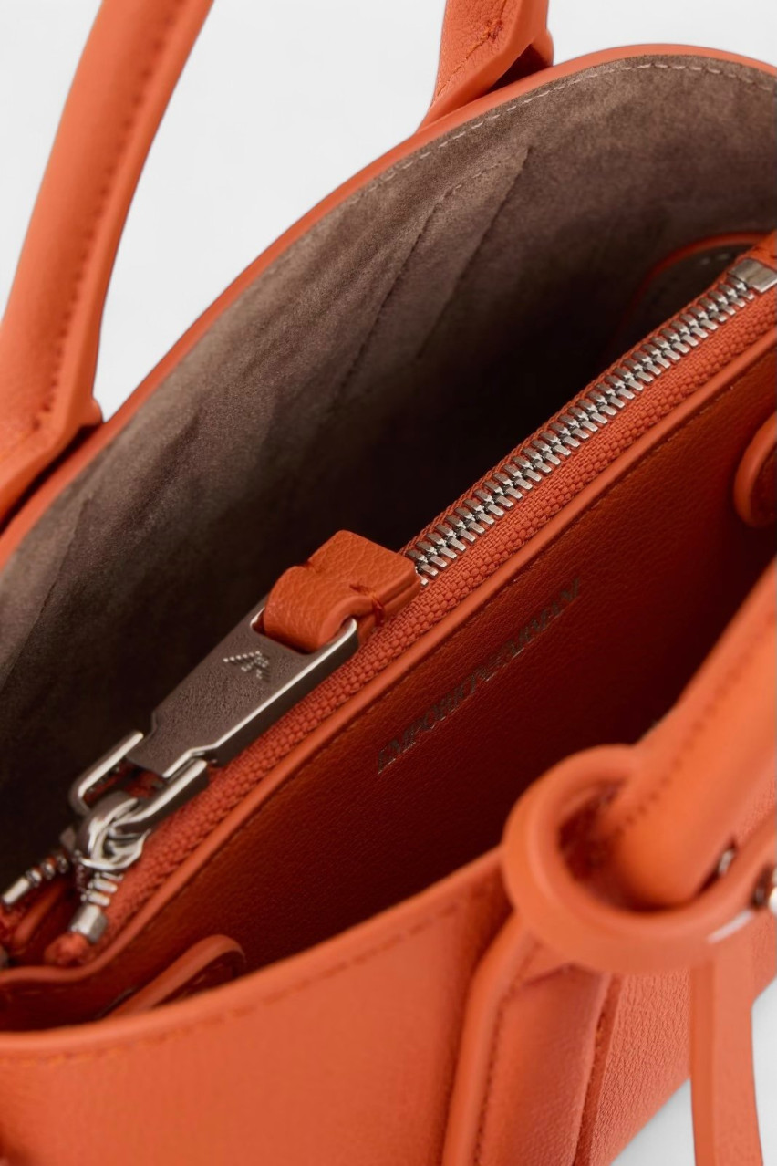 Помаранчева сумка Icon маленького розміру із регенерованої шкіри EW000365 AF11933 U3041 Emporio Armani