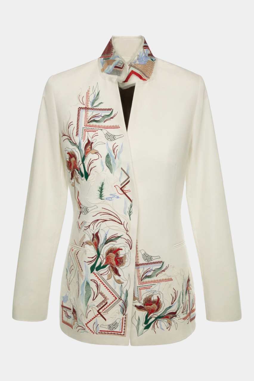 Білий лляний піджак з дизайнерською вишивкою «Червона Рута» GAPTUVALNYA