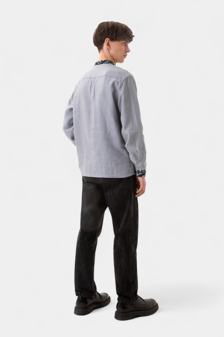 Сіра сорочка з традиційною вишивкою «Килимок» GPTV_BB_1337 GAPTUVALNYA