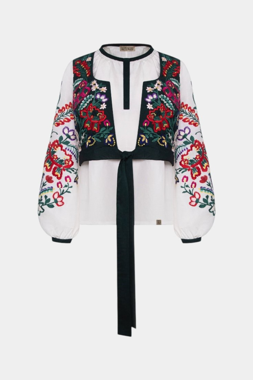 Біла вишита сорочка з кептариком з дизайнерською вишивкою «Опілля» GAPTUVALNYA