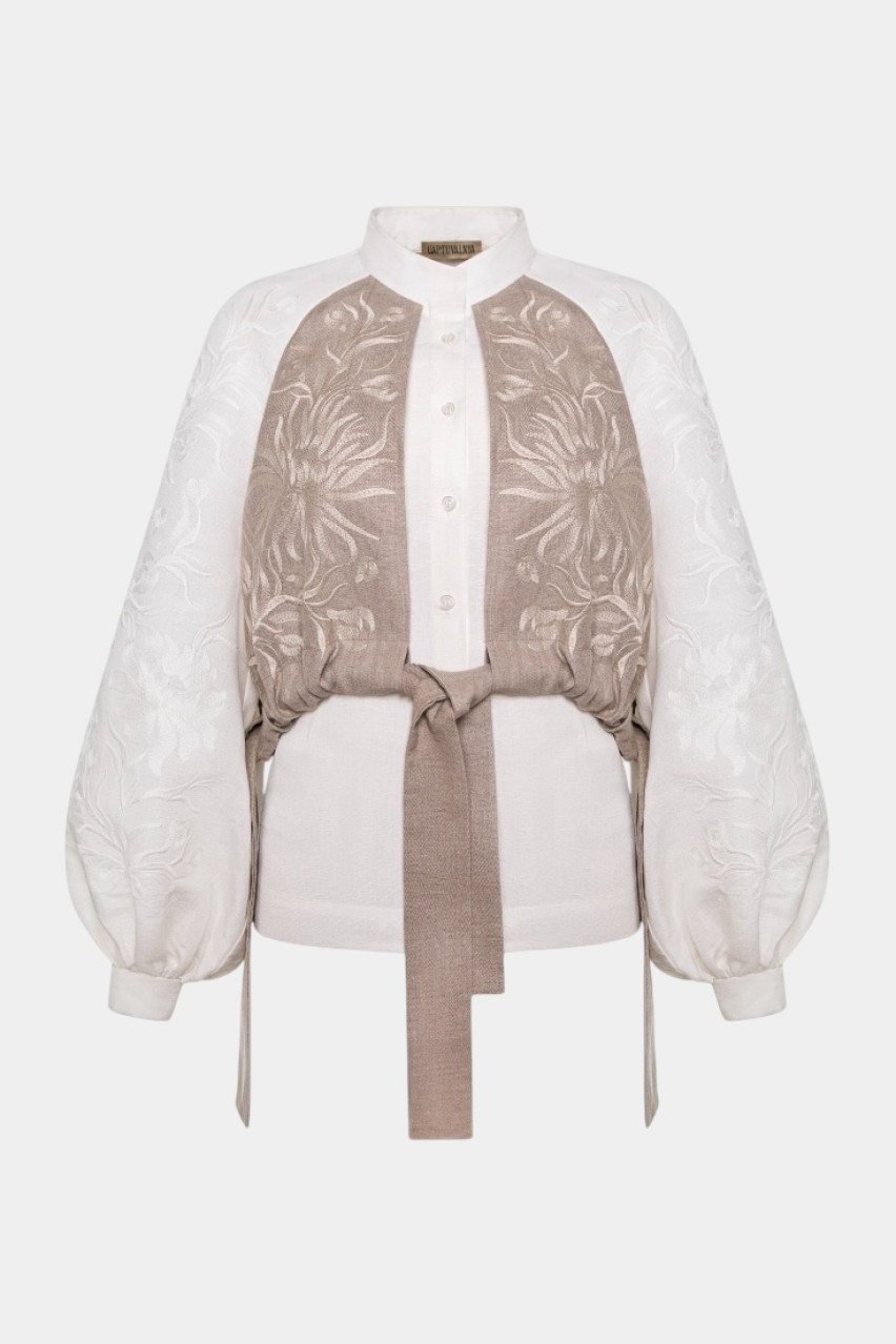 Біла блуза «Яворівський дивоцвіт» з вшитим бежевим кептариком GPTV_GA_AA_1312 GAPTUVALNYA