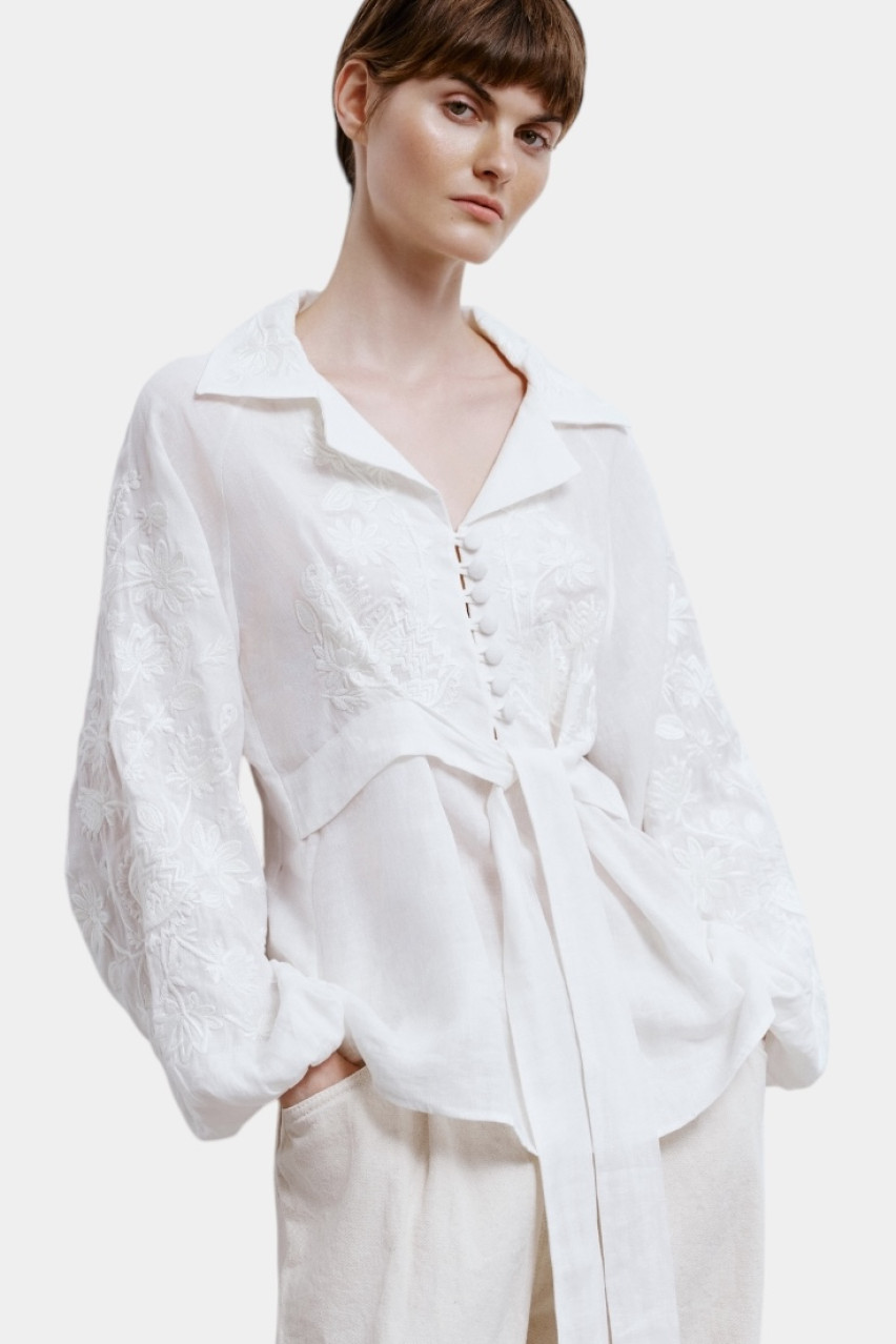 Біла вишиванка «Нагідки» з білою вишивкою GPTV_AA_1430 GAPTUVALNYA