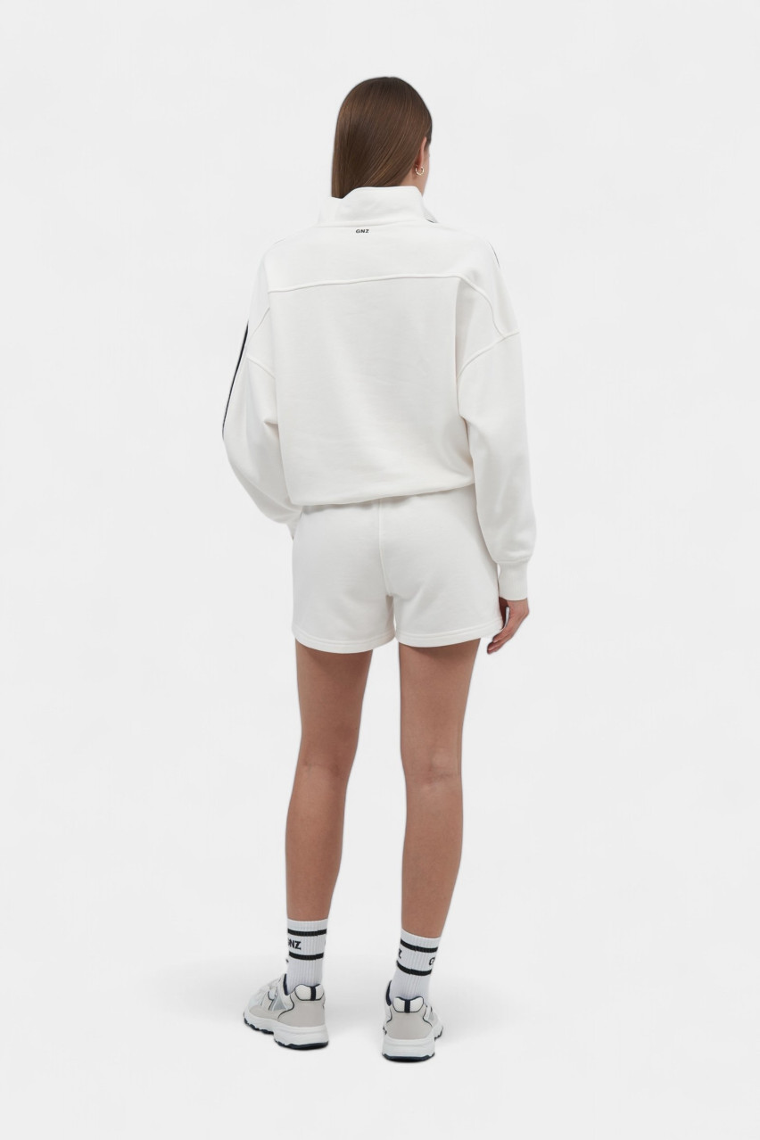 Молочный свитшот Tania GNZ