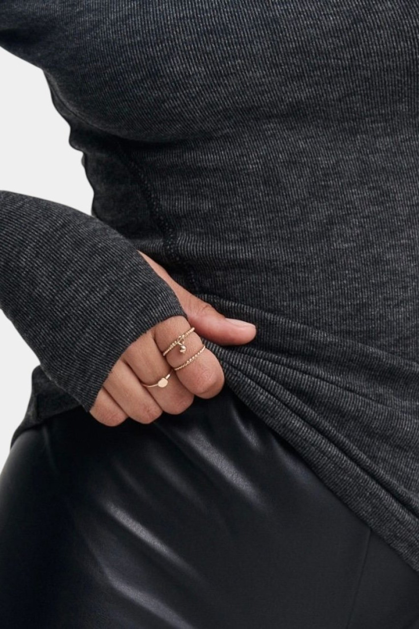 Темно-сірий кашеміровий лонгслів з вирізом-човником SS25LNG_cash_b_Grey GNZ