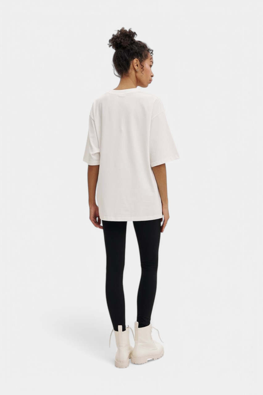 Молочная оверсайз футболка Vintage GNZ