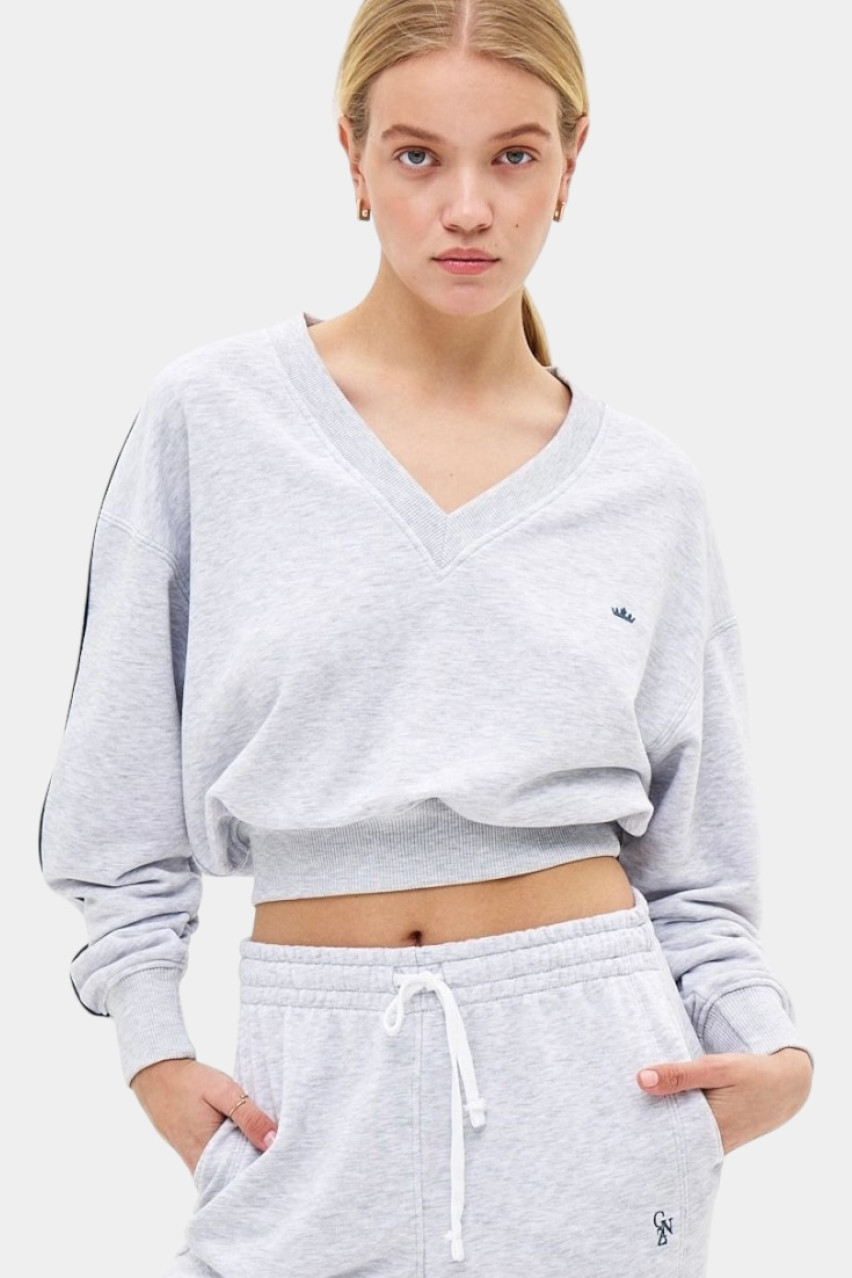 Серый свитшот Vera Elegance с V-образным вырезом GNZ