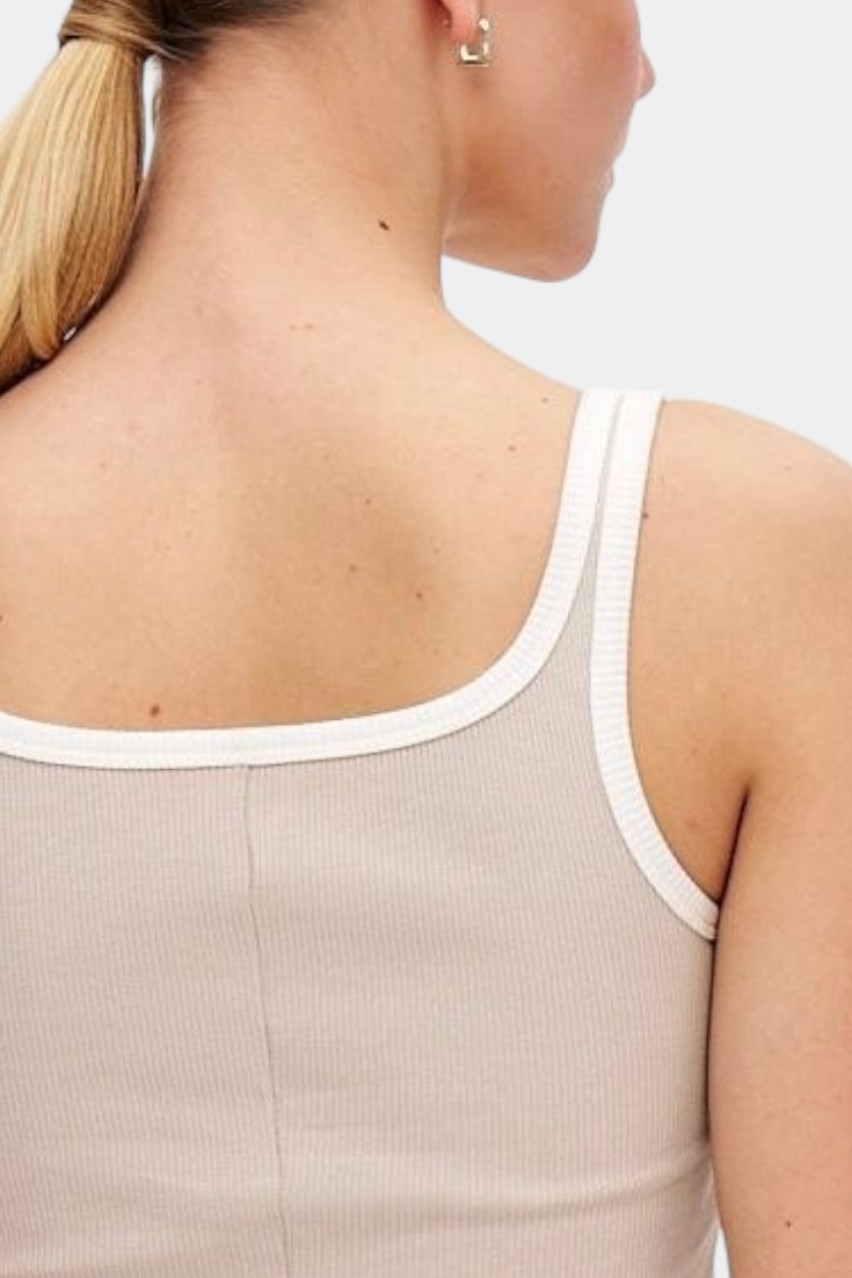 Бежева майка Coco з контрастним кантом GNZ