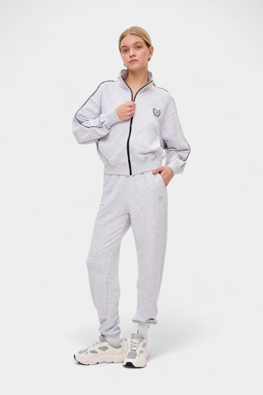Серые спортивные штаны Classic Light Set GNZ