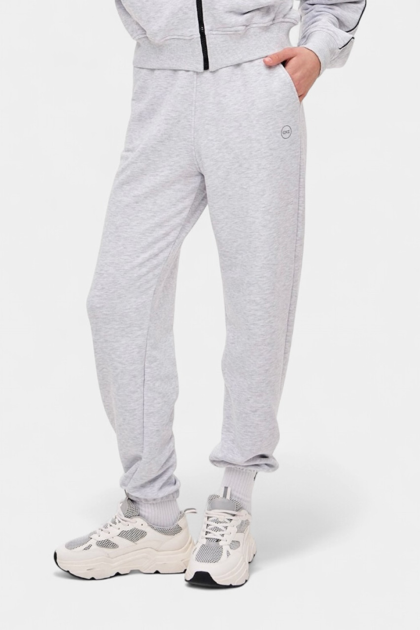 Серые спортивные штаны Classic Light Set GNZ