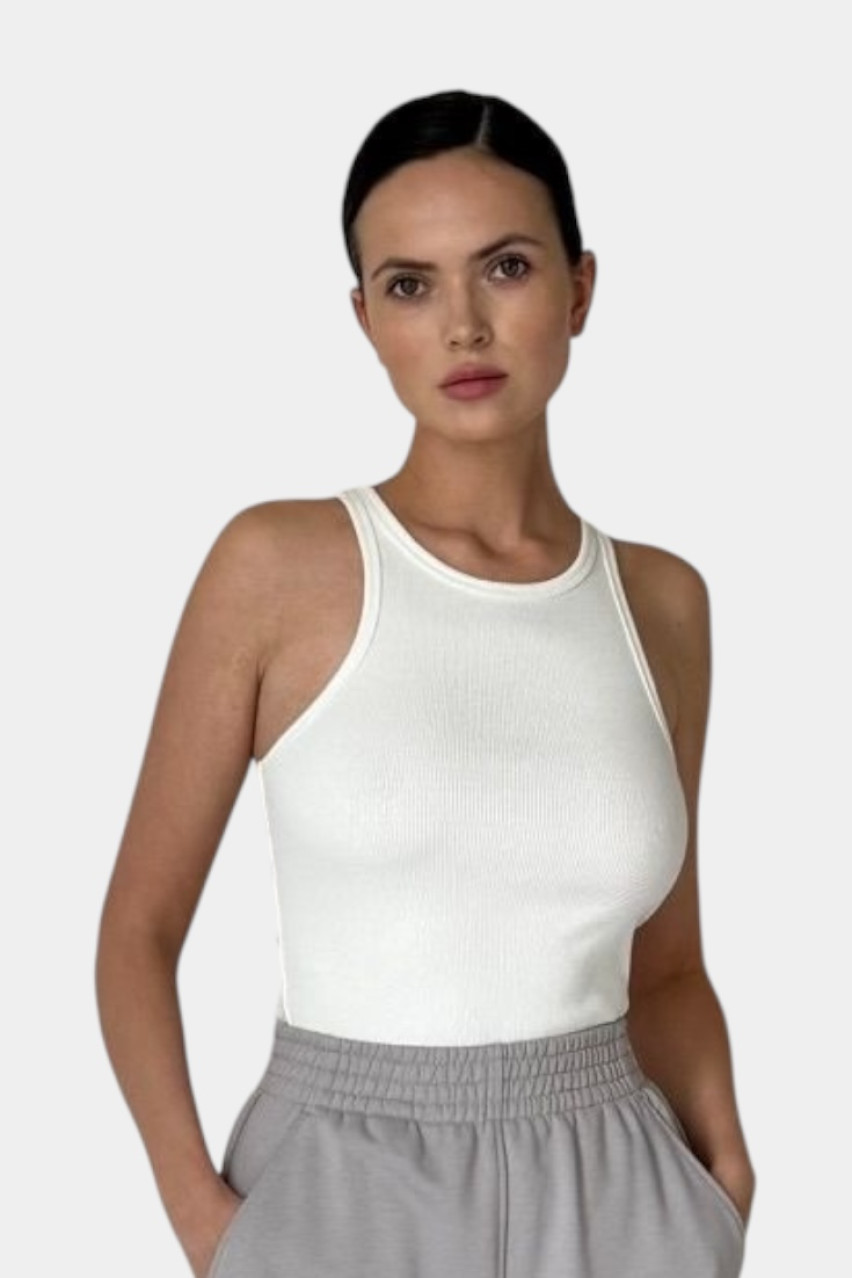 Молочна однотонна майка Anet з класичним вирізом GNZ