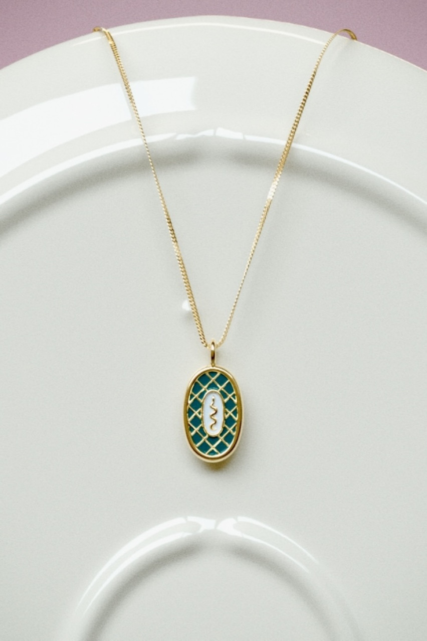 Зеленый подвес «Змея» с позолоченной цепочкой PD-002-SN GUNIA Project