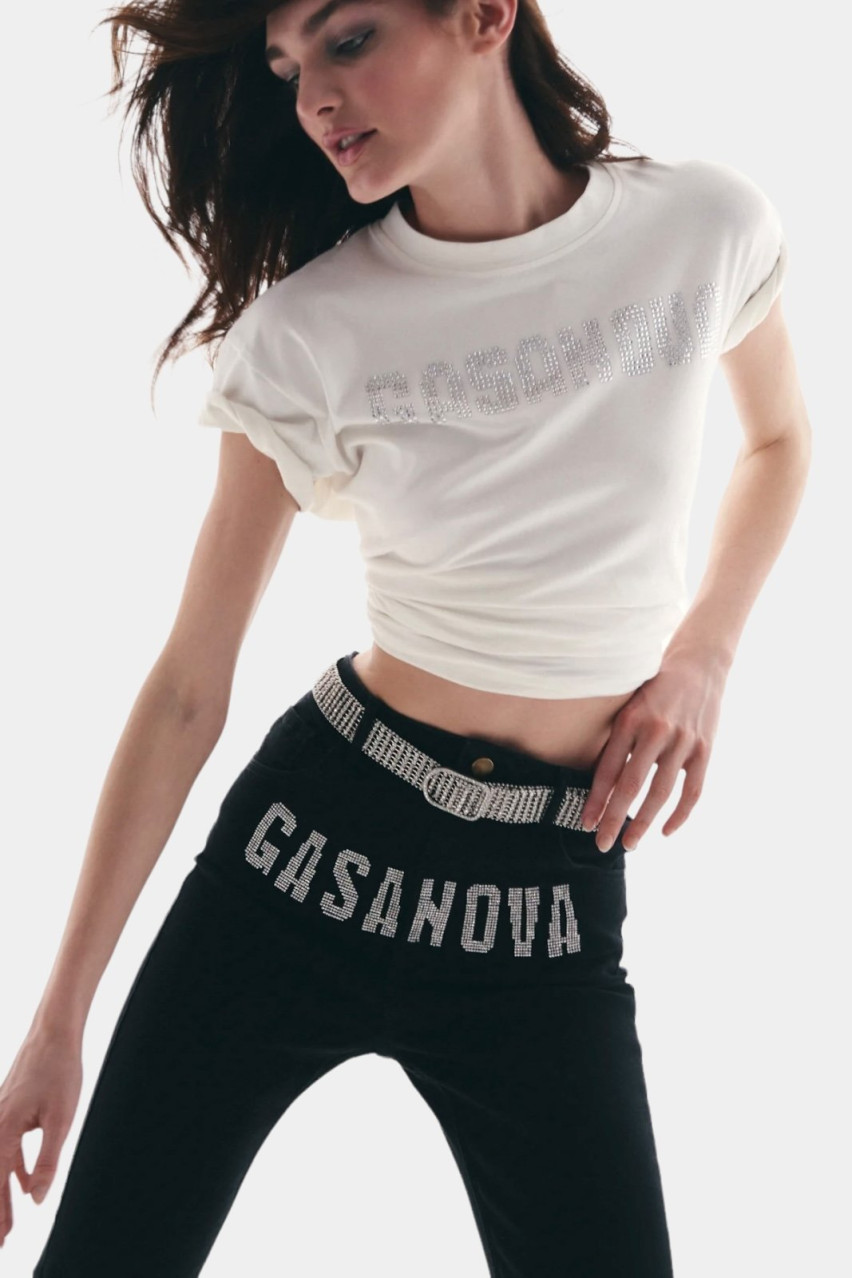 Белая футболка с большим стразовым логотипом 00Tee-s002C GASANOVA