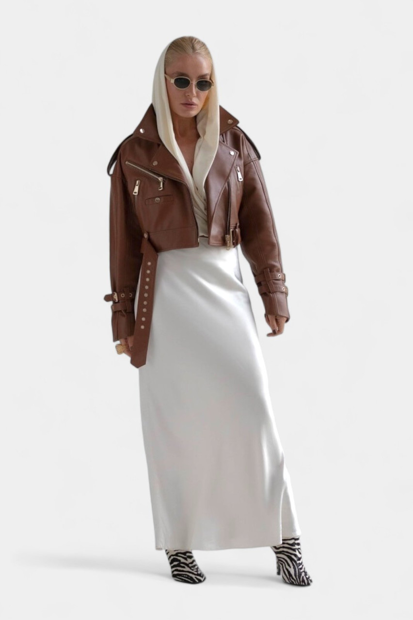 Коричнева шкіряна куртка з двома пряжками