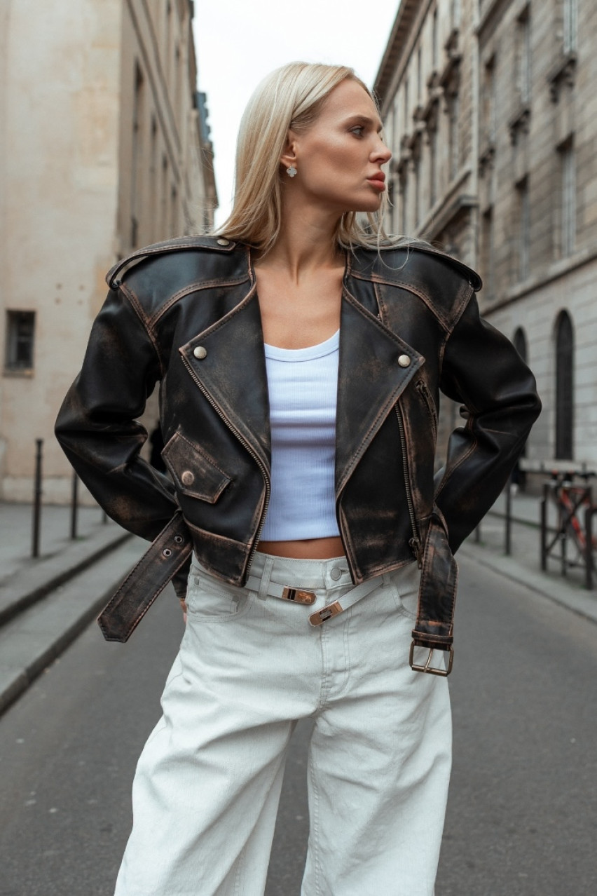 Черная укороченная куртка Sofia с винтажными потертостями GOT'S LABEL