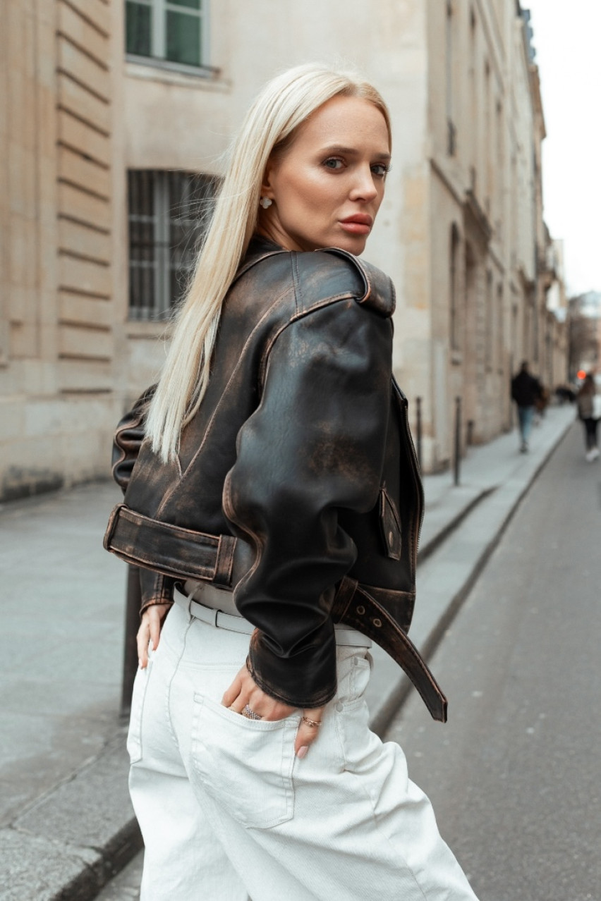 Черная укороченная куртка Sofia с винтажными потертостями GOT'S LABEL