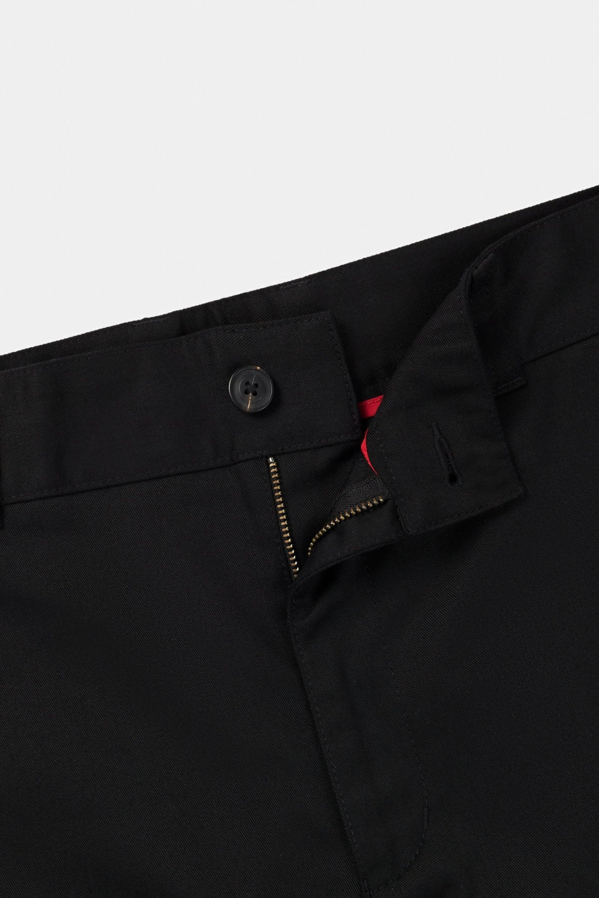 Чёрные шорты HUGO