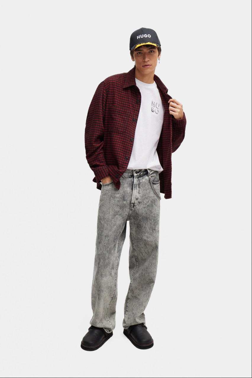 Белая футболка HUGO 