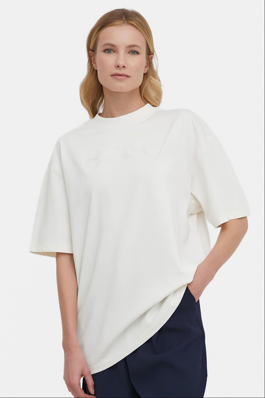 Молочна футболка HUGO