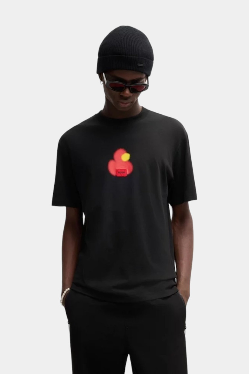 Чёрная футболка Dilippers 50519004 001 HUGO