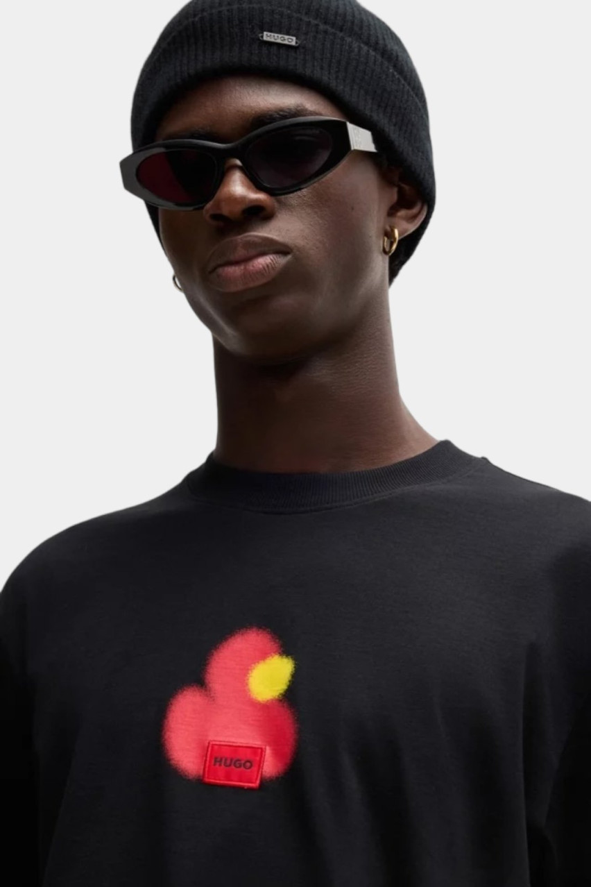 Чёрная футболка Dilippers 50519004 001 HUGO