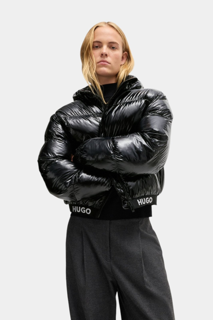 Чорний водонепроникний пуховик Faryne-2 з брендованим поясом 50522380 001 HUGO