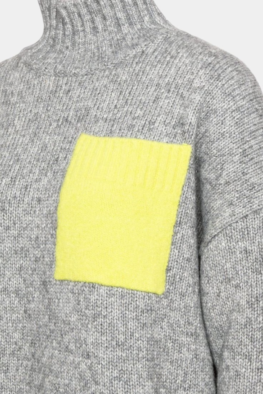 Серый свитер Scuple с акцентным карманом 50518340 033 HUGO