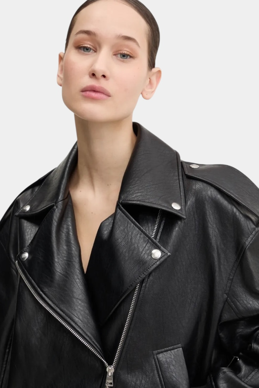 Чорна куртка Alipha-1 з екошкіри 50530031 001 HUGO