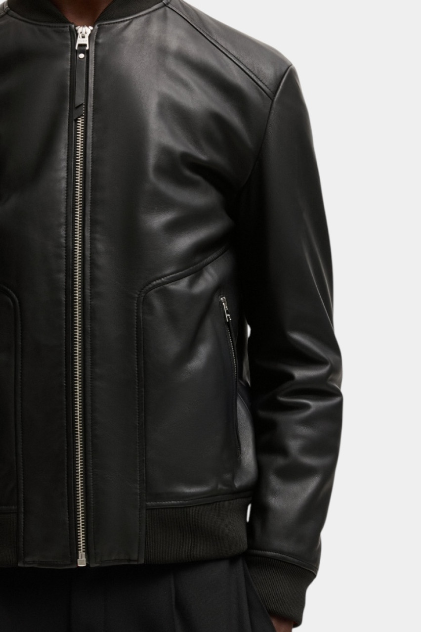 Чорний шкіряний бомбер Lenno приталеного крою 50481934 001 HUGO