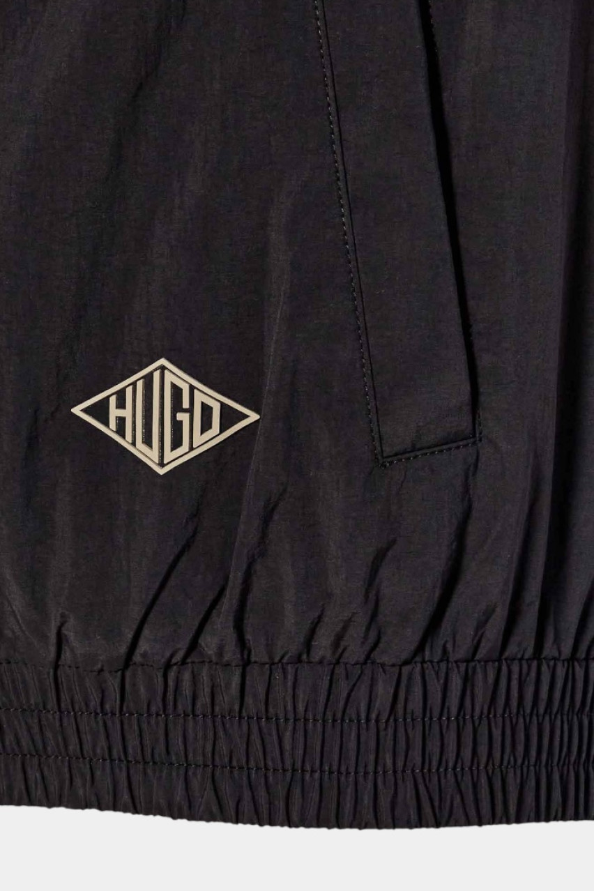 Черная ветровка Benji2521 с капюшоном 50534458 001 HUGO