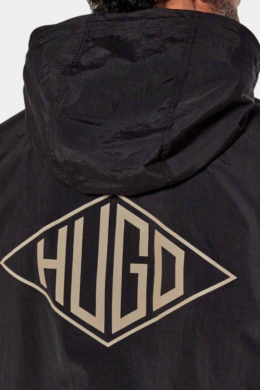 Черная ветровка Benji2521 с капюшоном 50534458 001 HUGO