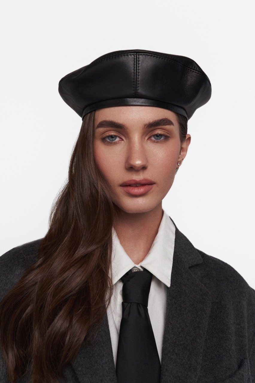 Чорний берет