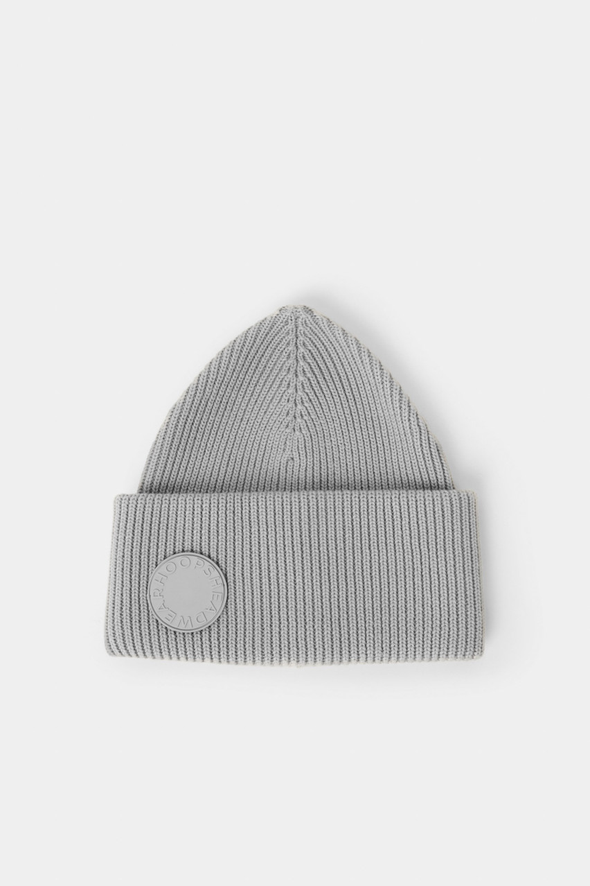 Сіра шапка з підворотом HOOPS