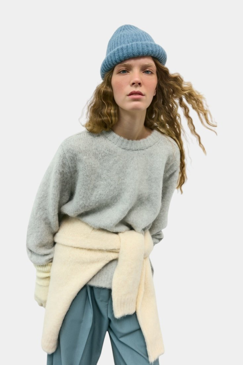 Голубая шапка-бини из шерсти альпаки HOOPS