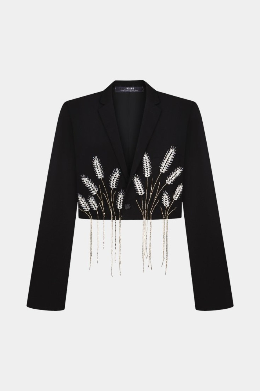 Черный укороченный жакет с жемчужными колосками JJSQUEE