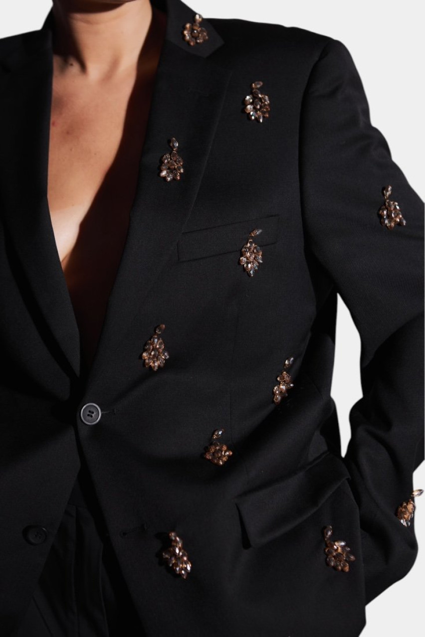 Черный жакет Khmil JJSQUEE