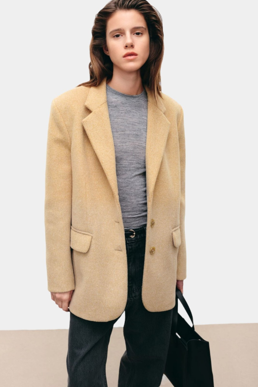 Бежевий жакет із пальтової тканини 2104605 JUL