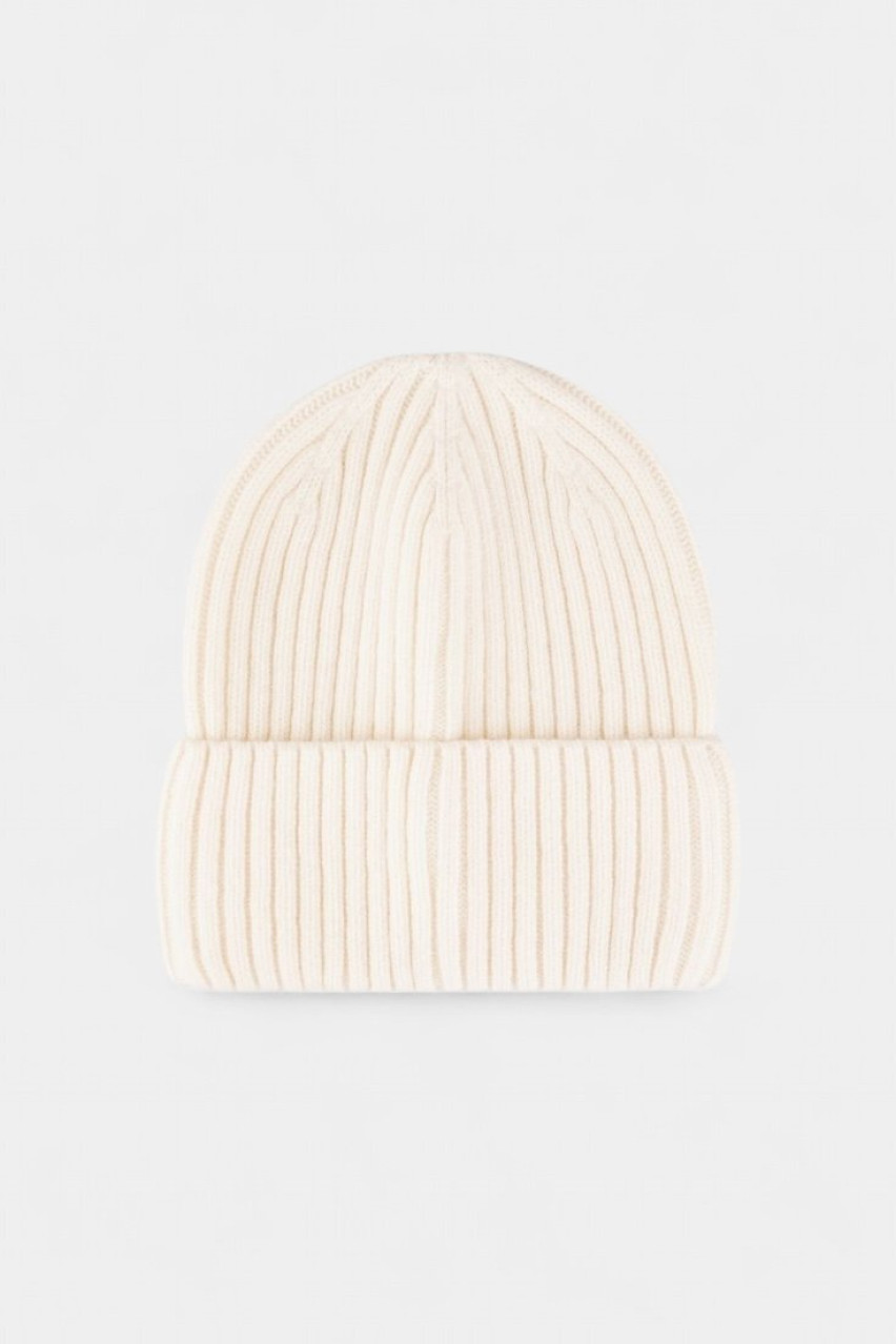 Молочна шапка 591211 JUL