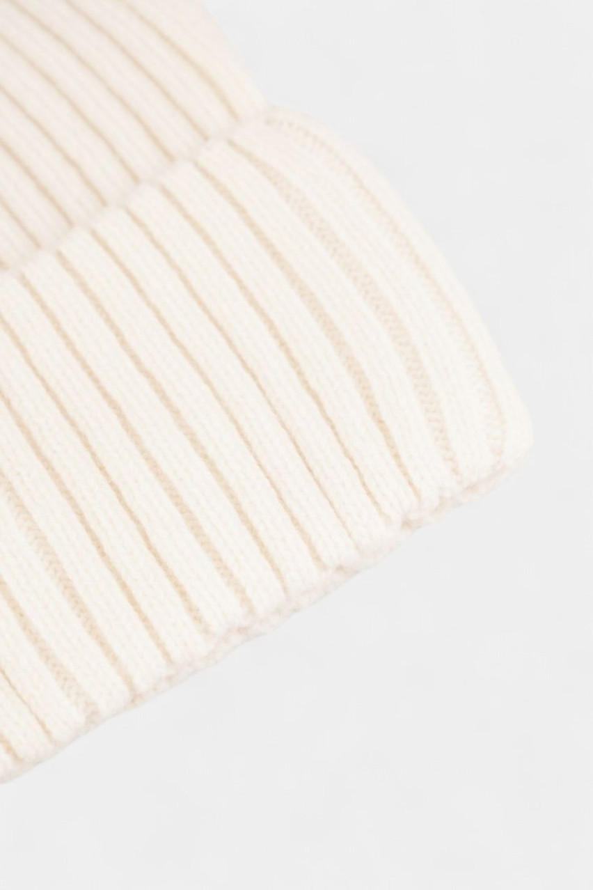 Молочна шапка 591211 JUL