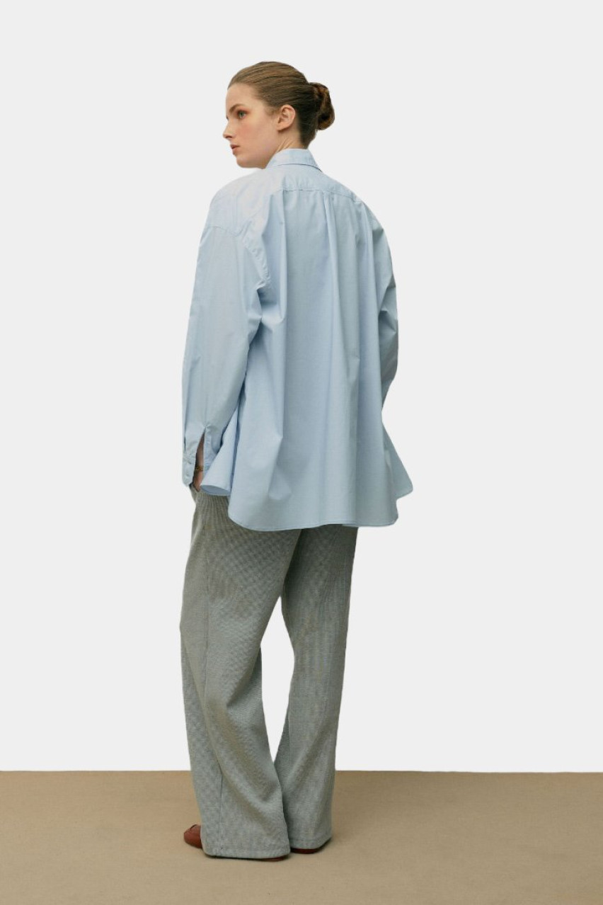 Блакитна оверсайз сорочка 7156510 JUL