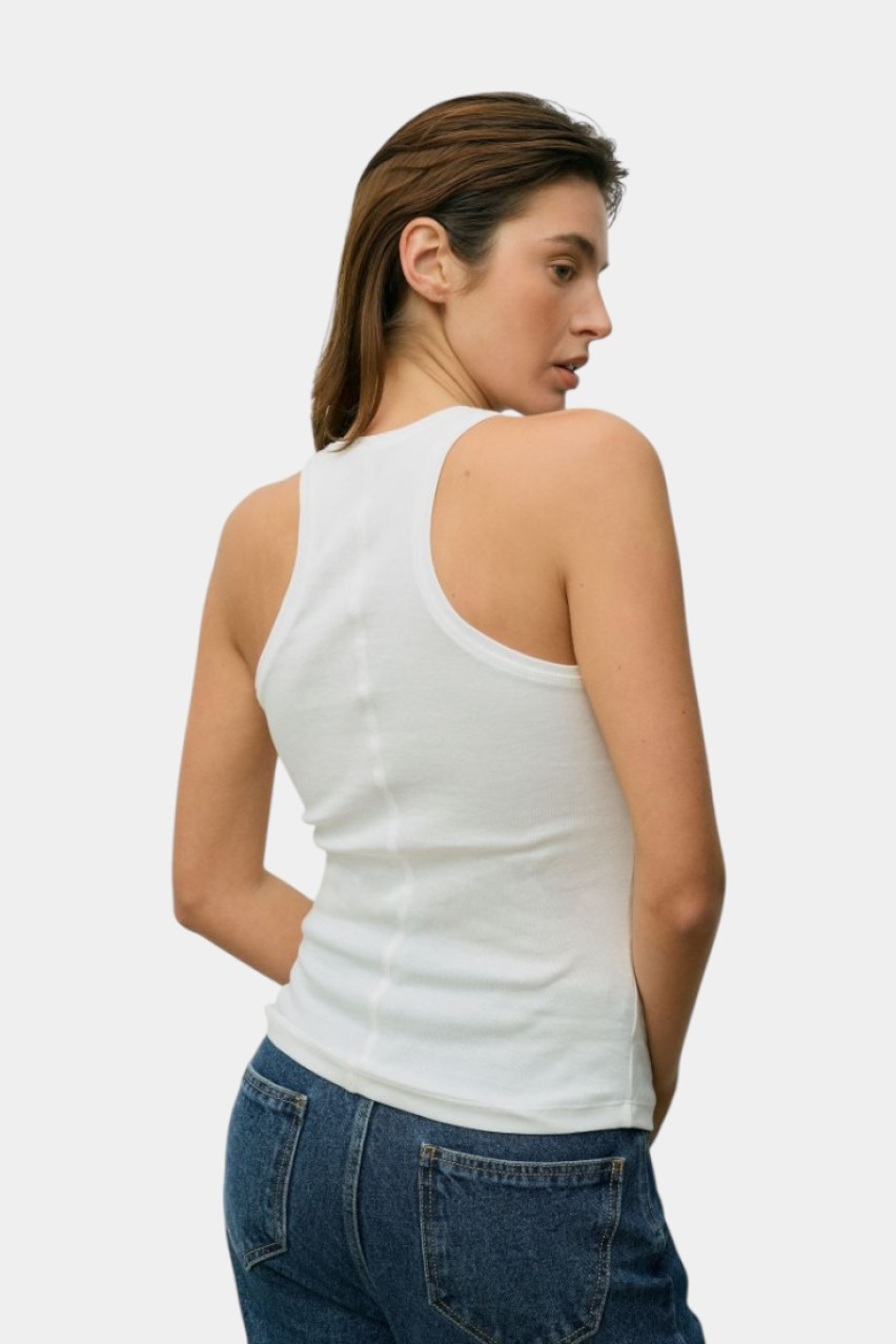 Белая майка с текстильным швом на спине 8151912 JUL
