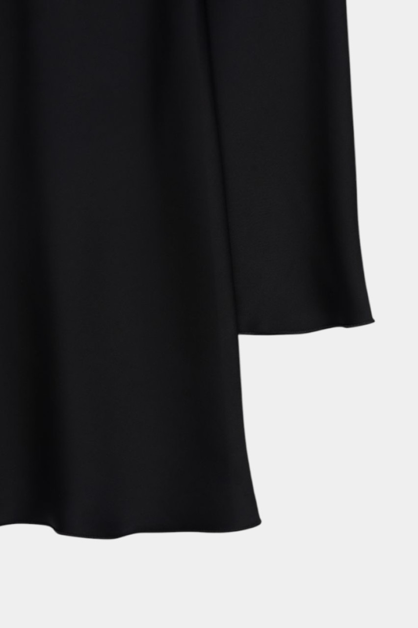 Чорна атласна мінісукня 9172301 JUL