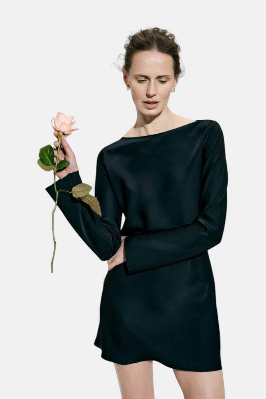 Чорна атласна мінісукня 9172301 JUL