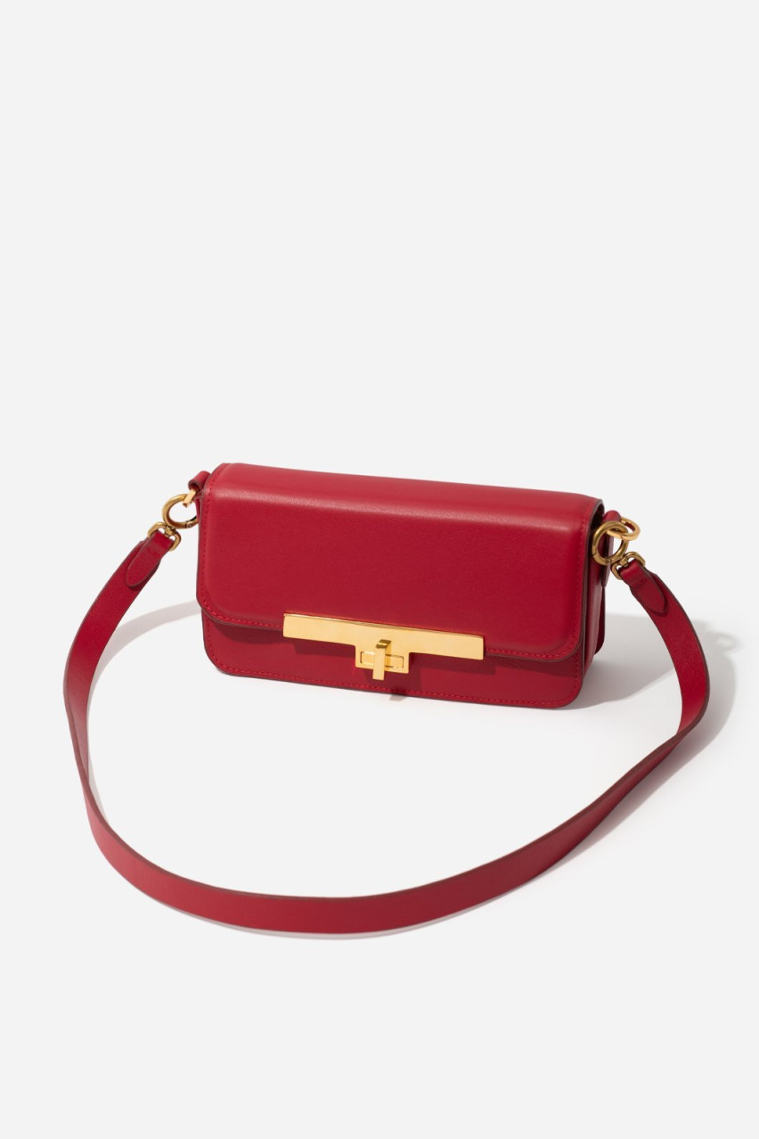 Красная сумка Harper Baguette