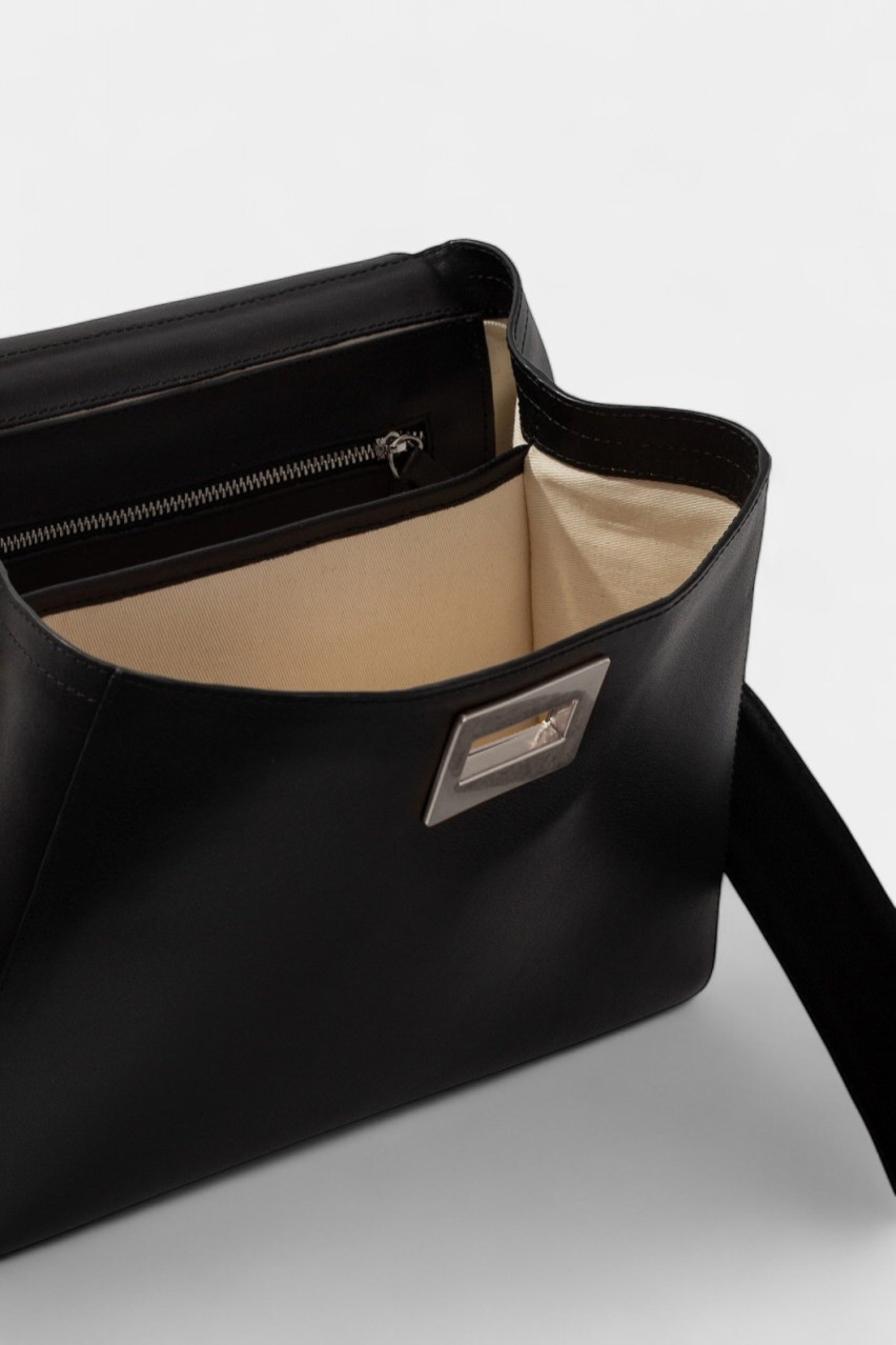 Чорна сумка Erna Soft New L9932 Kachorovska