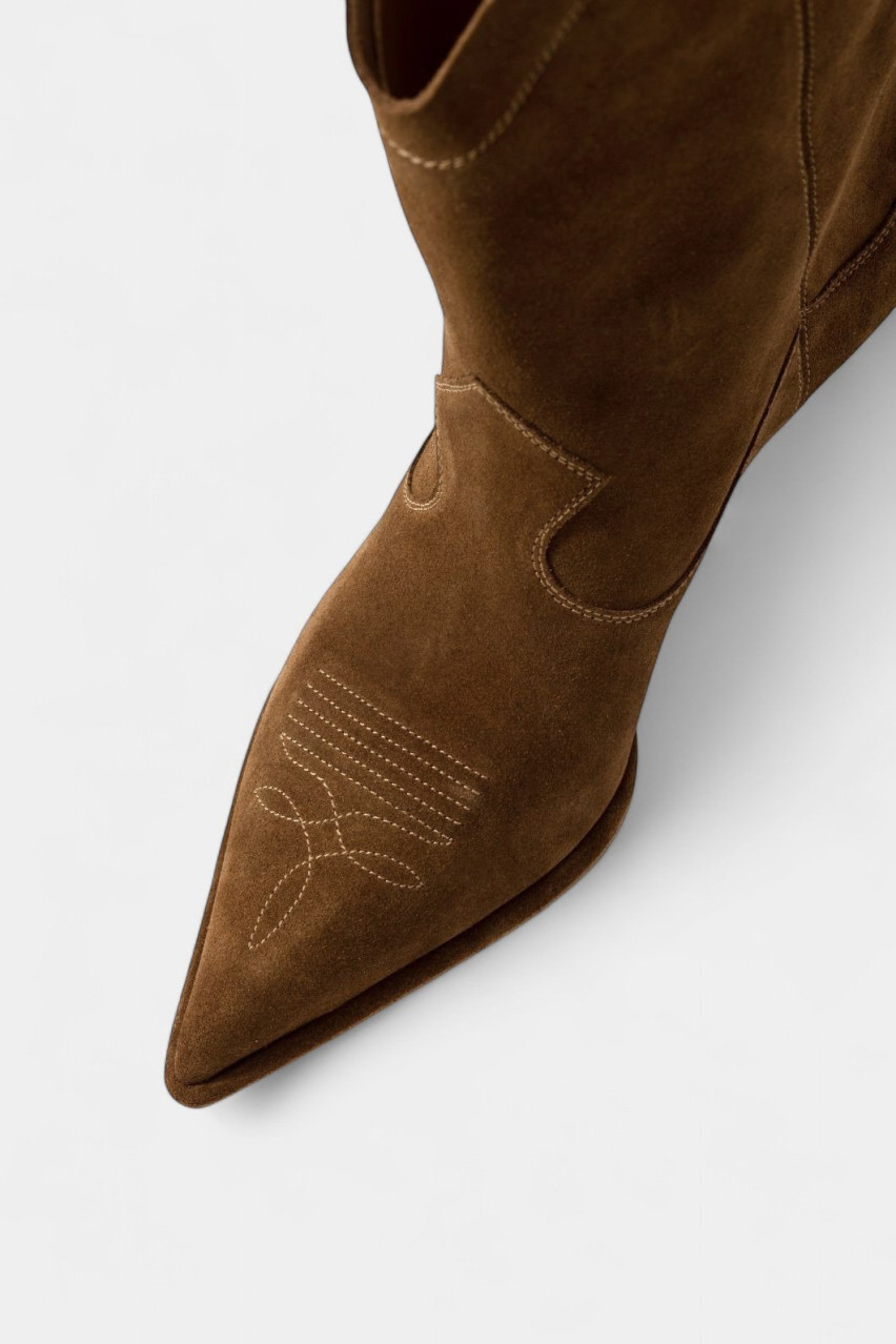 Коричневі ковбойки Gwen B8324004 Kachorovska (замша)