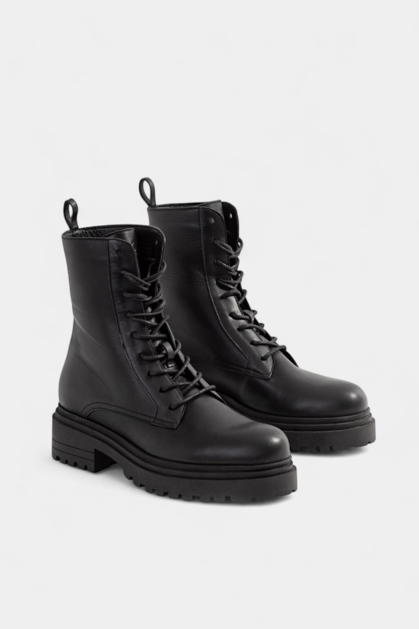 Черные ботинки Riri на байке BO64569036/06 Kachorovska