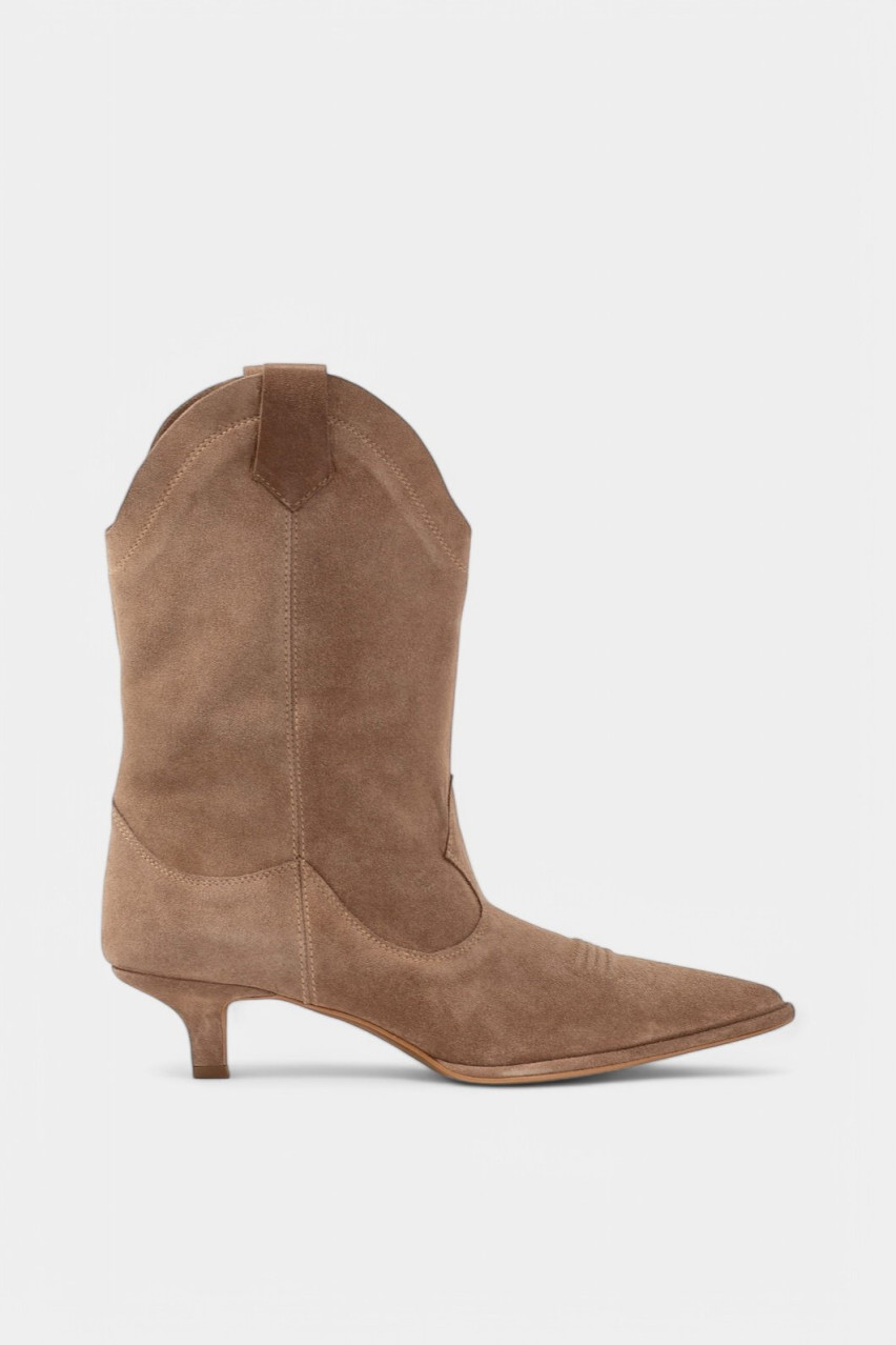 Бежевые ковбойки Gwen В8324004 Z0040 Kachorovska