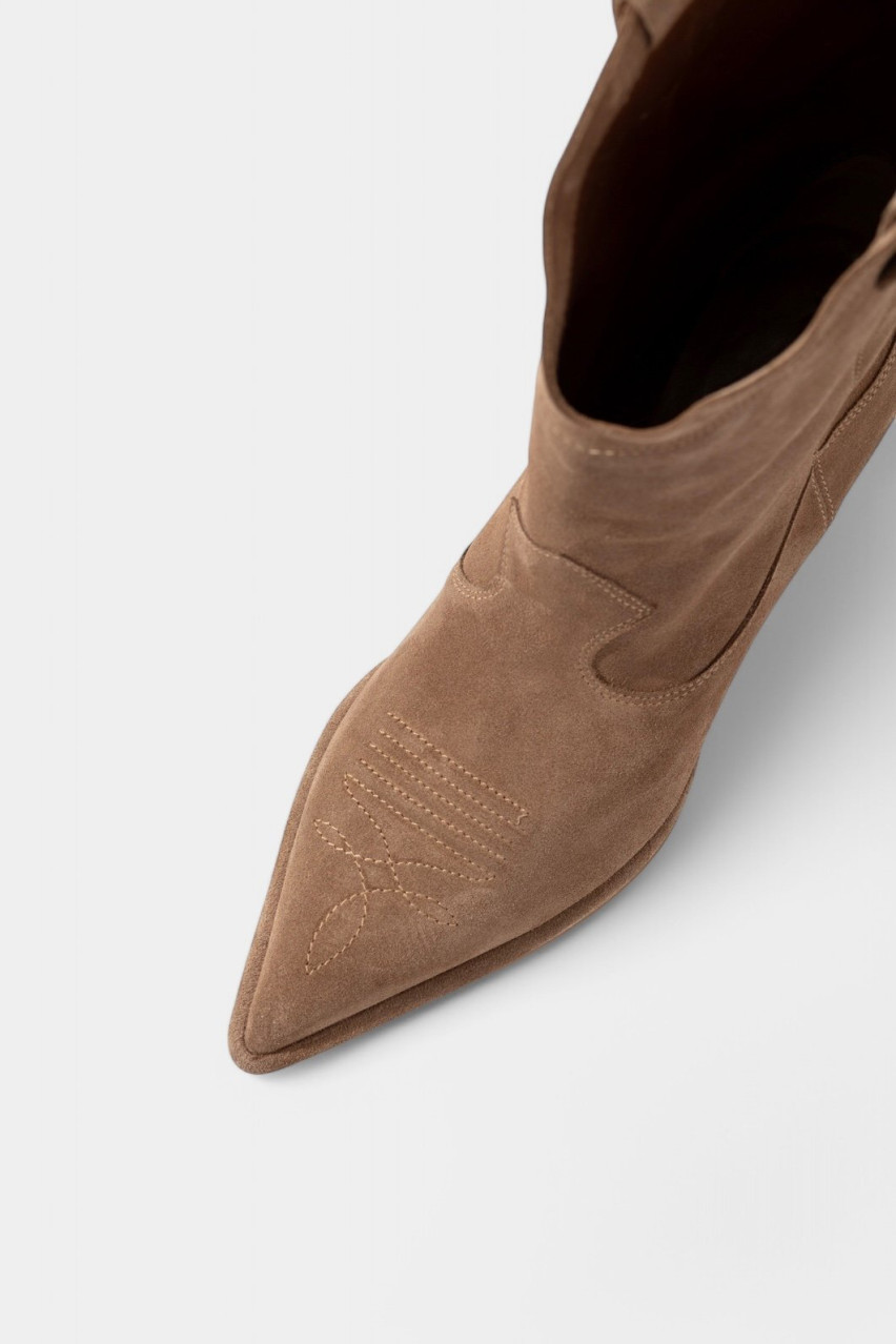 Бежевые ковбойки Gwen В8324004 Z0040 Kachorovska