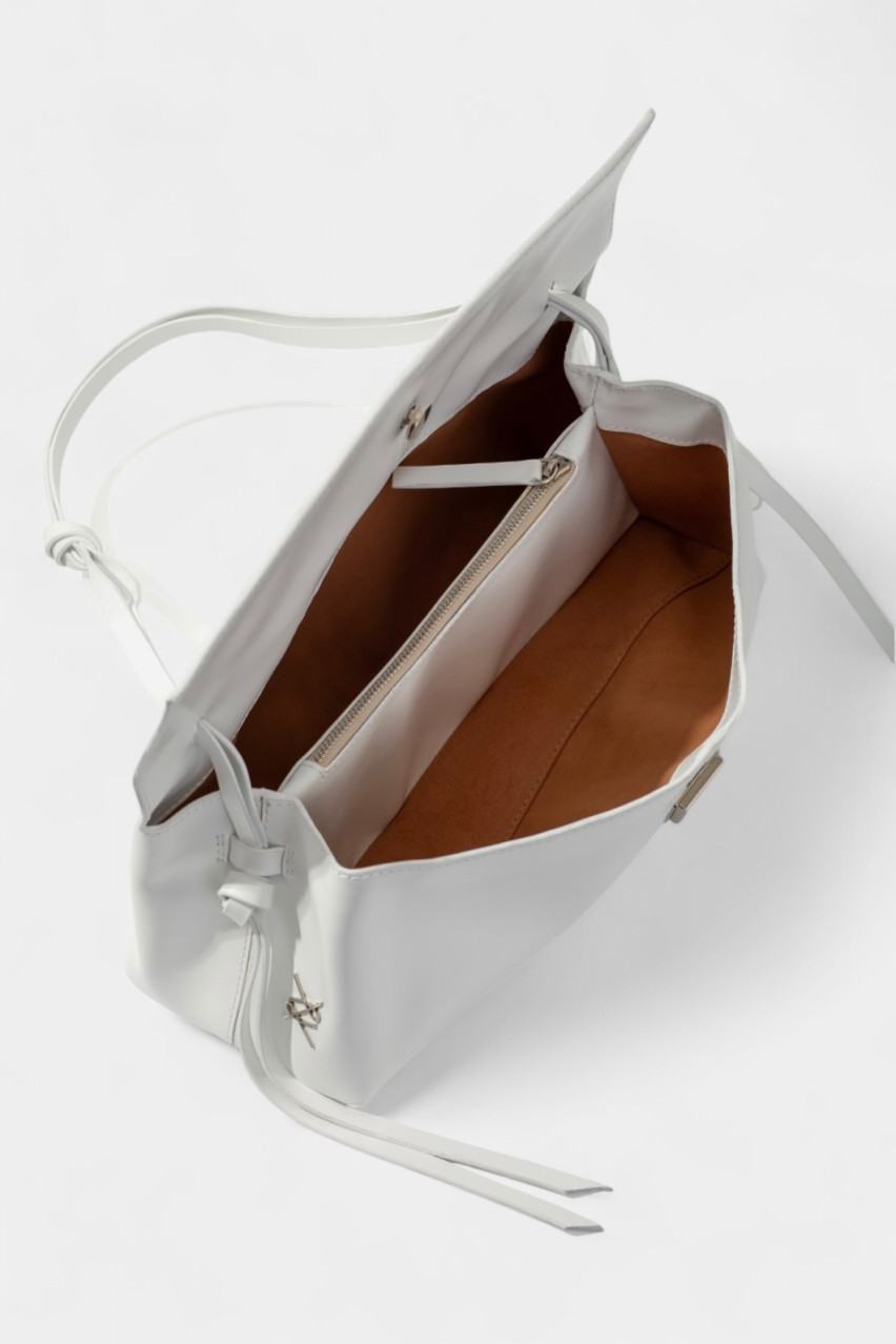 Біла сумка Rebecca Baguette L1120 Kachorovska (срібна фурнітура)