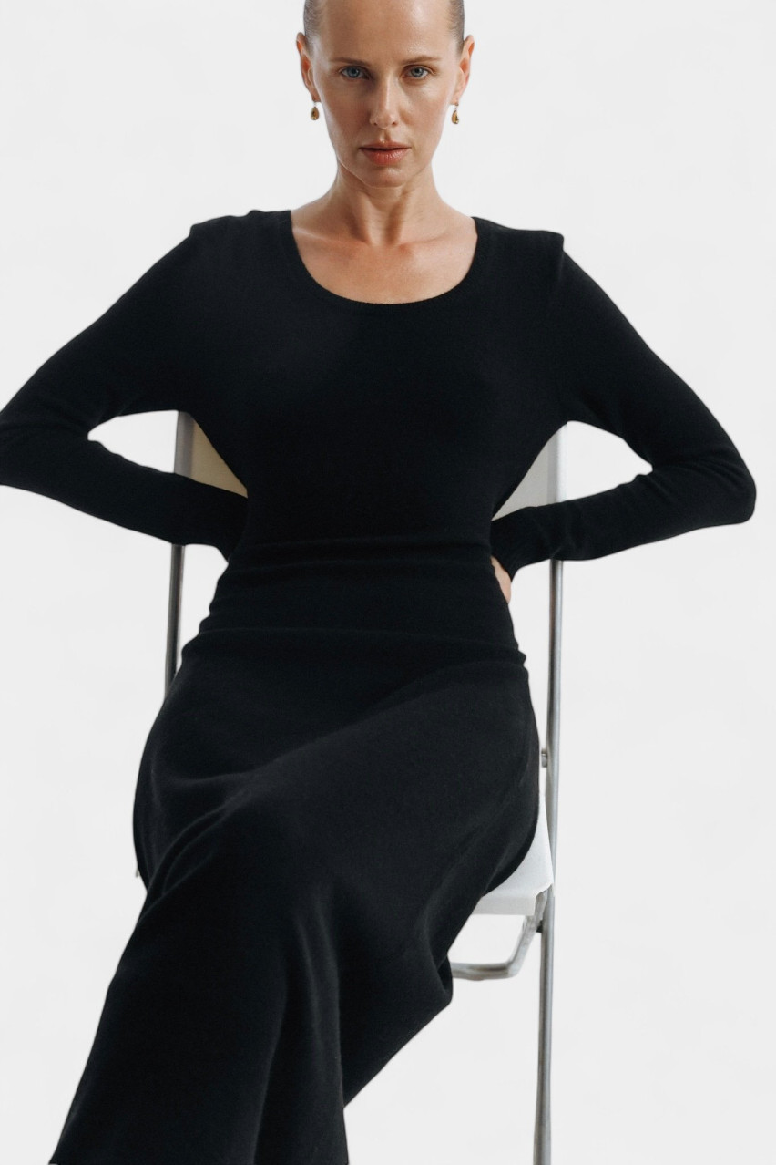 Черное платье PAW242504 KATERINA KVIT